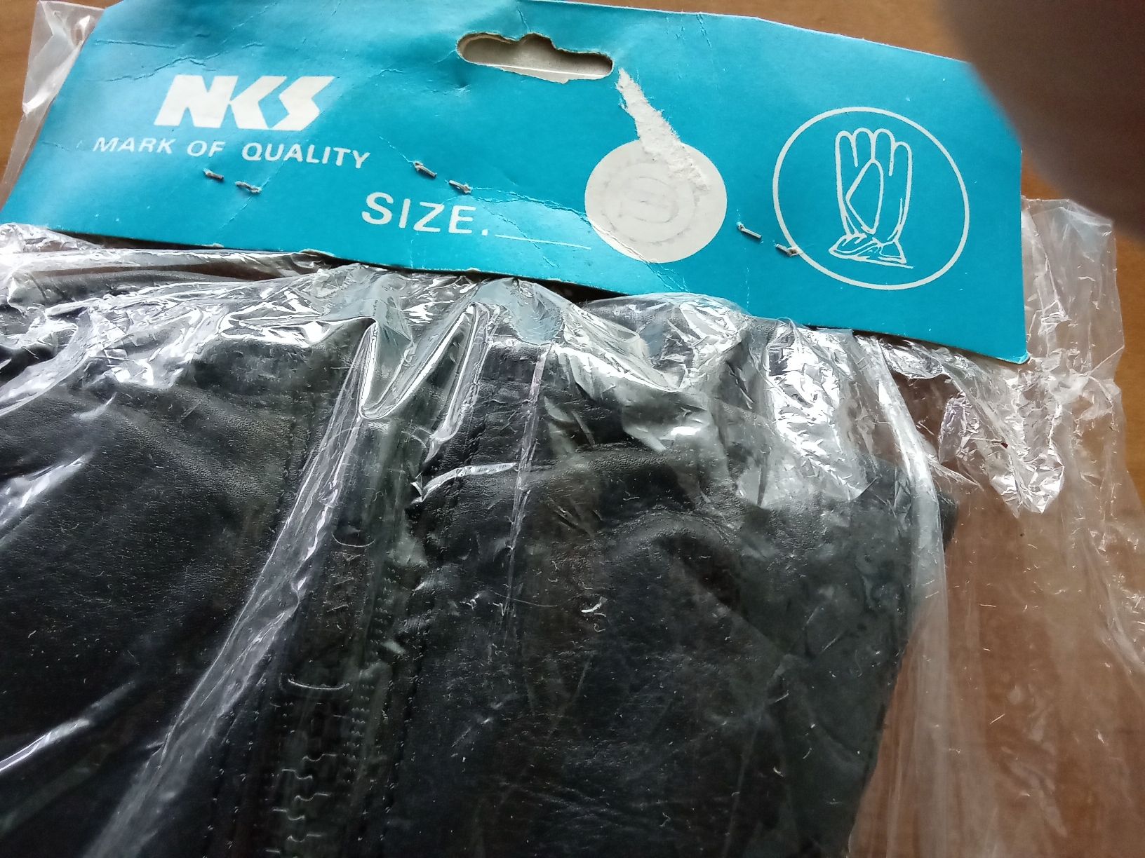Handschuhe & Handstulpen: 3 PAAR MOTORRAD HANDSCHUHE ECHTES LEDER – Neu und originalverpackt aus Muri BE von Alk 1