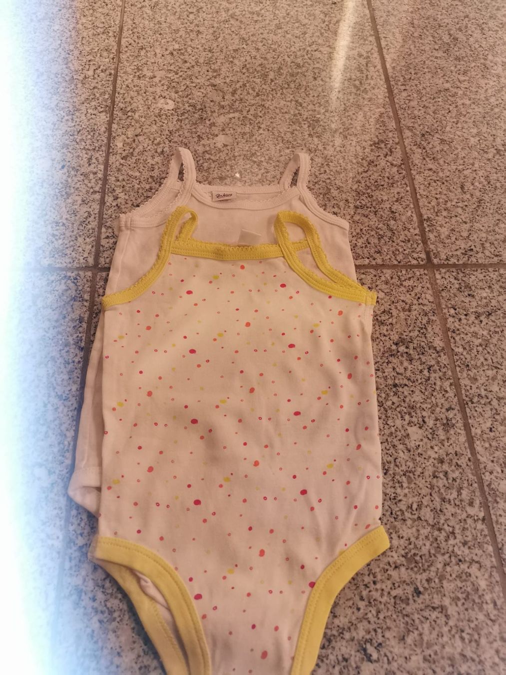Lotti & Set di vestiti: Kurzarmbodies Gr.74 10Stk. – Usato da Zufikon venduto da Angi41 4