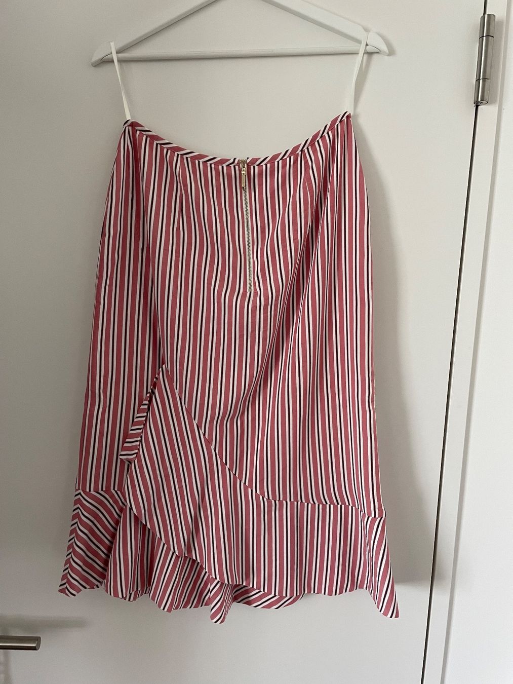 Ted Baker Gonne: Ted Baker – Usato da Gümmenen venduto da Monsieur_Finn 2