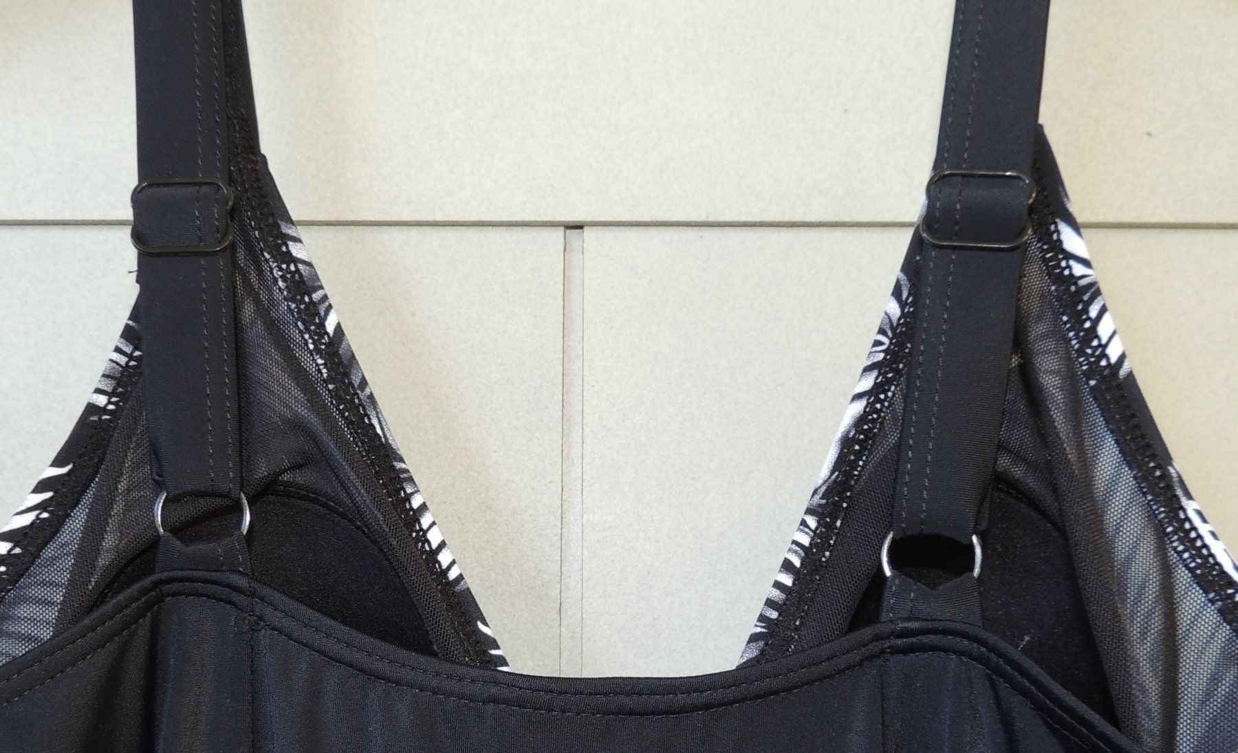 Costumi da bagno & Bikini: SCHÖNES BADEKLEID "JANINA - CURVED" SHAPING NEU 48 – Nuovo (secondo la descrizione) da Au ZH venduto da FashionConsultant 9