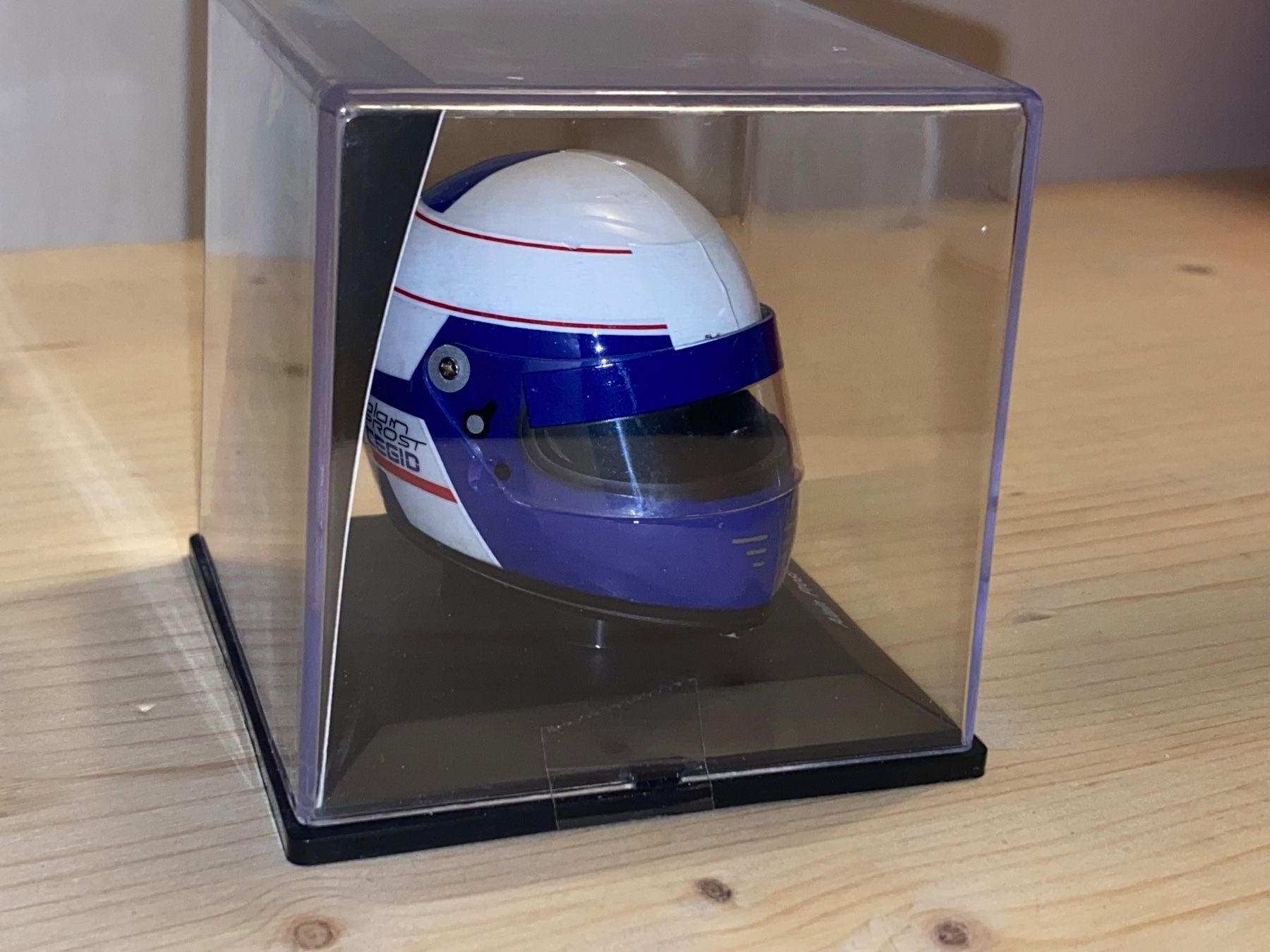Ferrari Modellini d'auto: Ferrari Helm 1/5 Alain Prost 1990 – Nuovo (secondo la descrizione) da Wohlen AG venduto da PrivatSammlung