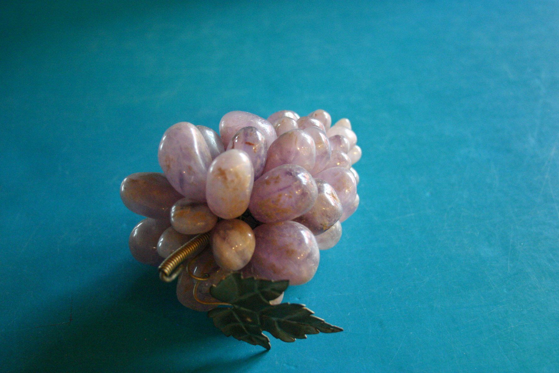 Pietre preziose: Traube aus Amethyst-Edelsteinen – Usato da Winkel venduto da gabriele56 1