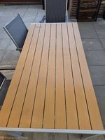 Gartentisch 180cm und 2 passende Stühle