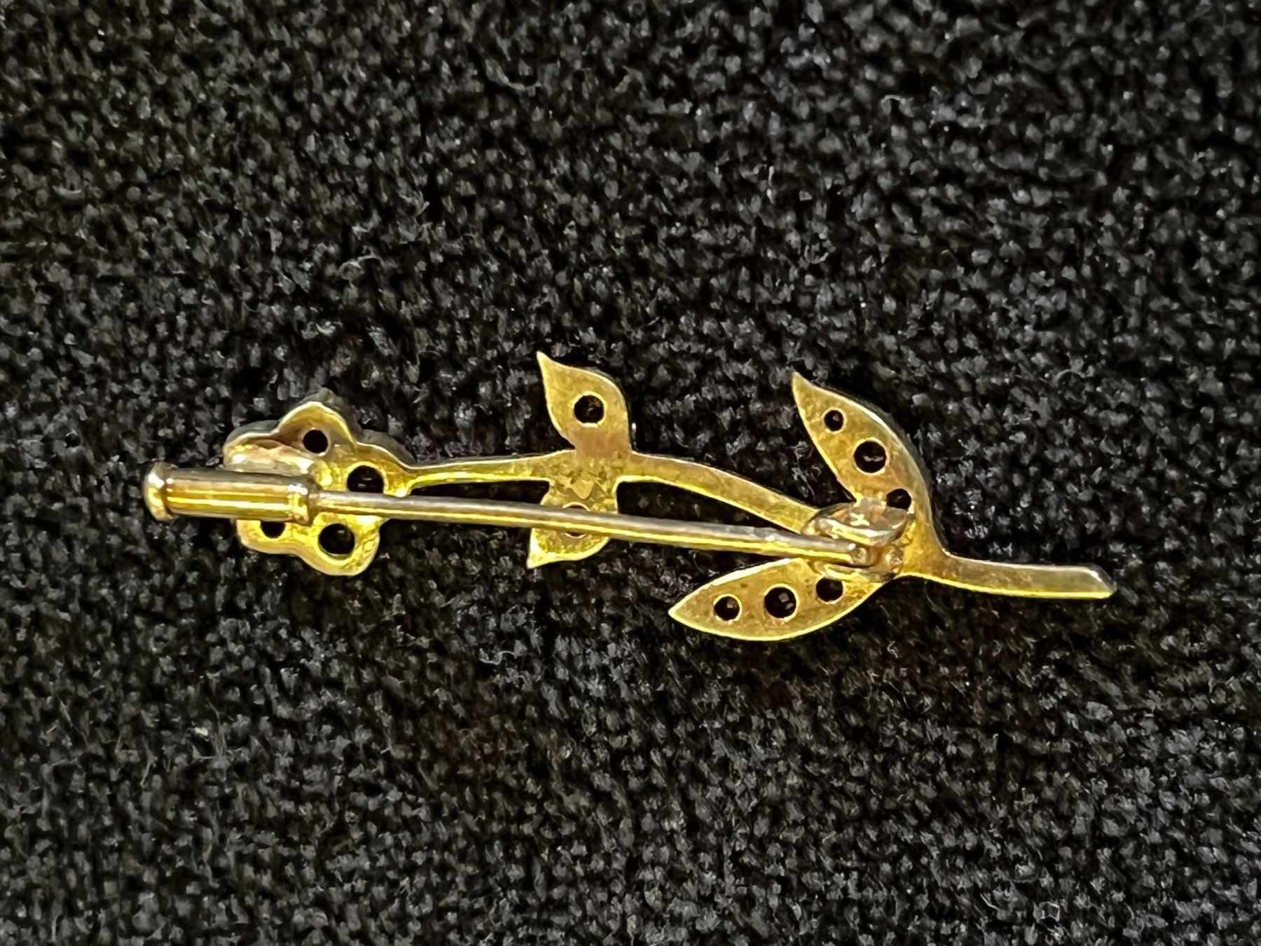 Broches & Aiguilles: Granat Brosche Silber 900 – D'occasion à Bettwiesen par wicking27 1