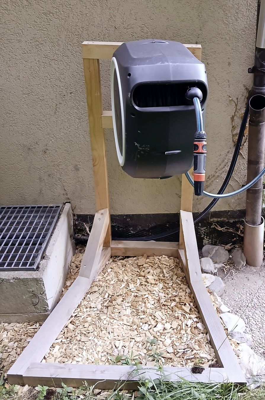 Gardena Tubi & Tubi flessibili: Gardena Gartenschlauchbox, 35 m – Usato da Pfäfers venduto da ban_rgb5