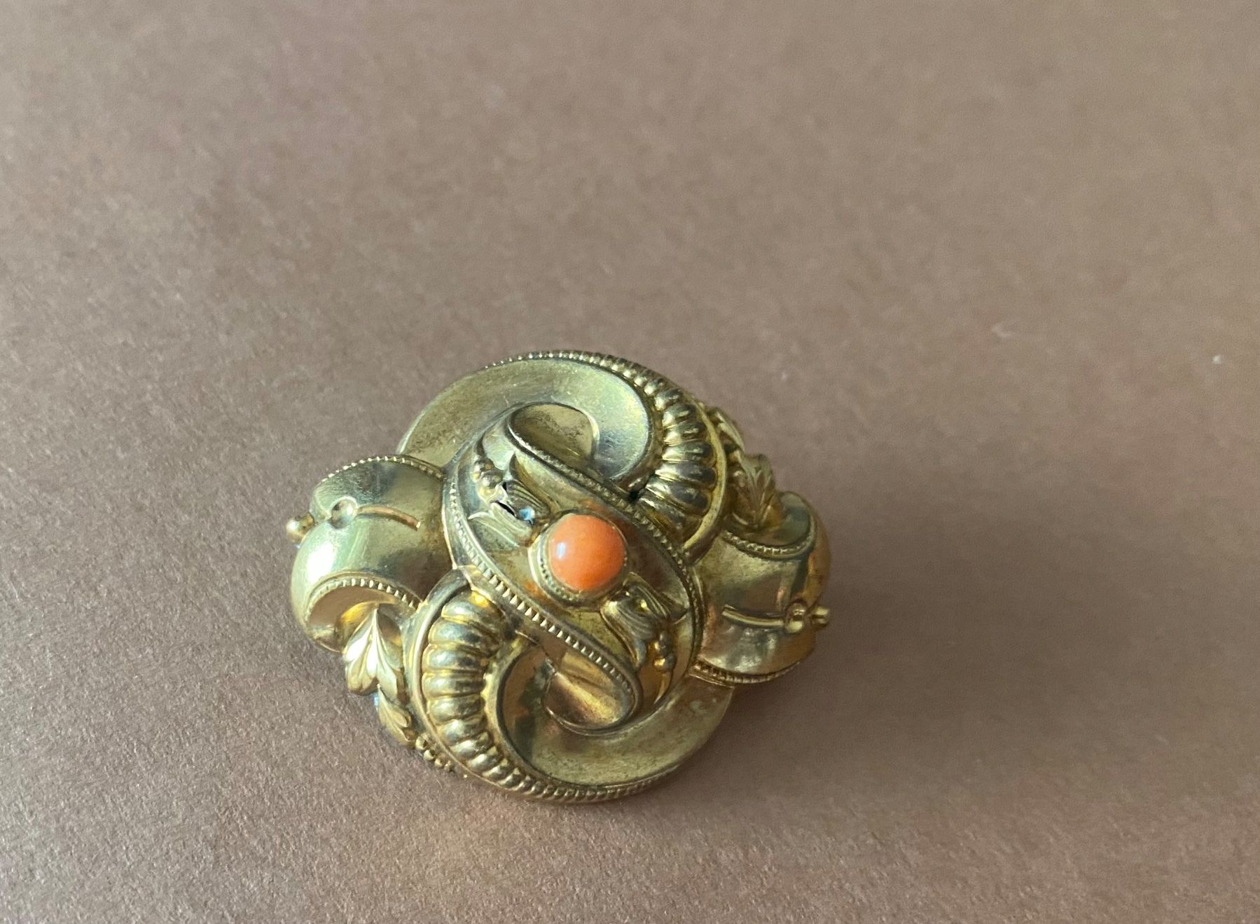 Broschen & Nadeln: RARITÄT - edle & antike Brosche Modeschmuck, 3.5x3cm – Gebraucht aus Winkel von ferrari2022 2
