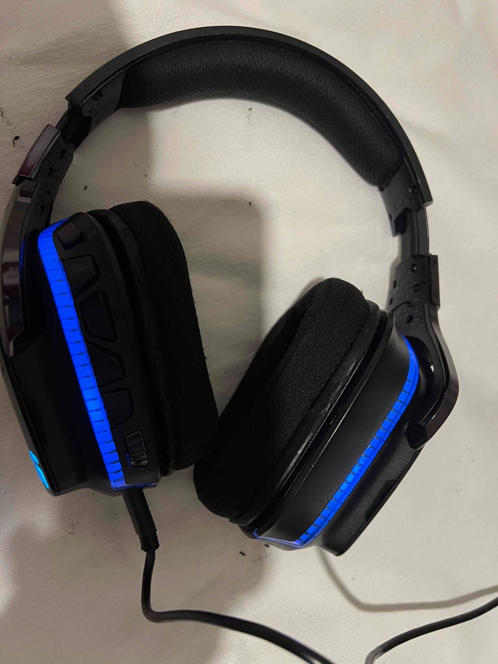 Cuffie: Logitech G633 Gaming Headset Kopfhörer – Usato da Zürich venduto da dojoal64 5