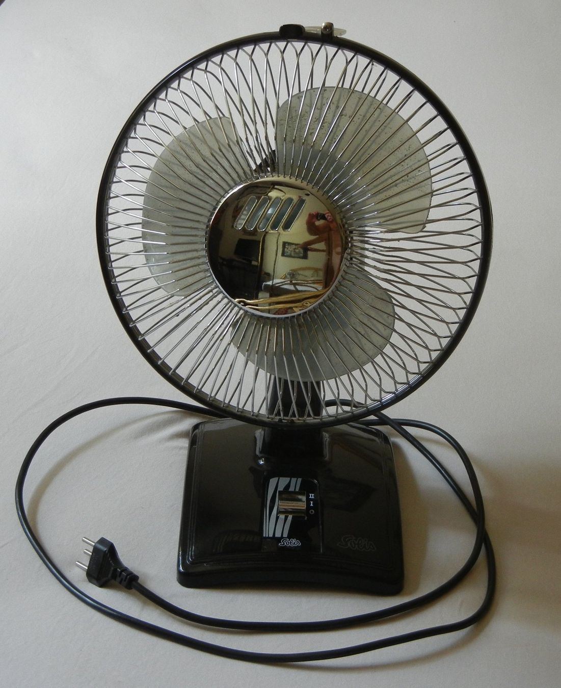 Solis Ventilatoren: VENTILATOR für die NÄCHSTE HITZEWELLE – Gebraucht aus Bern von Mekongbeach