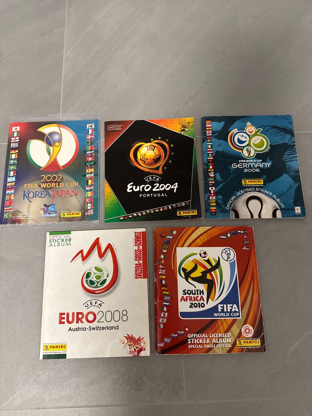Panini Album: 5 Panini Album 2002, 2004, 2006, 2008 & 2010 Top!!! – Usato da Haag (Rheintal) venduto da Fausch1993