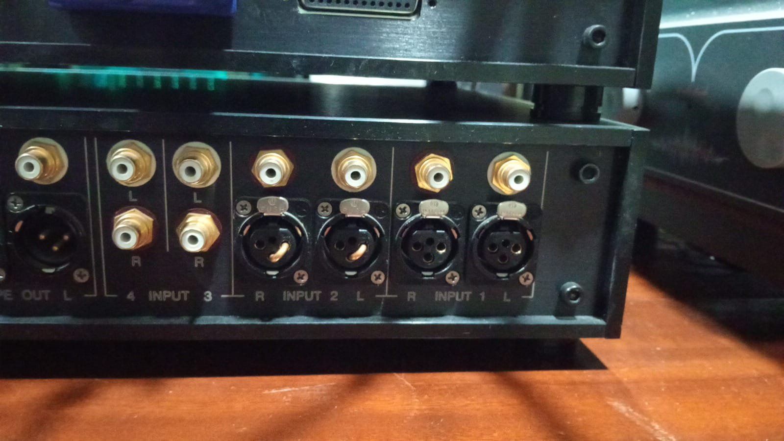 Pass Amplificatori: Pass Labs X1 Preamplifier with its Separate Power Supply – Nuovo (secondo la descrizione) da St-Cergue venduto da per_6cx5 6