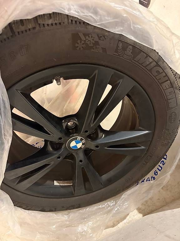 Pneumatici & Ruote complete: Jeu de 4 roues BMW x1 – Usato da St-Prex venduto da cla_yyw6 3