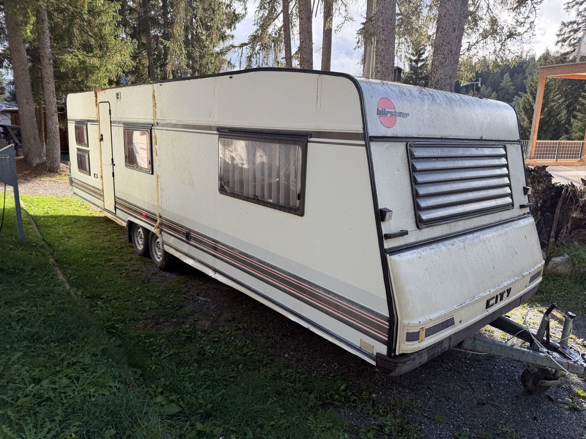 Bürstner Camping Fahrzeuge: Bürstner Wohnwagen – Gebraucht aus Ried-Brig von inf_k7jw