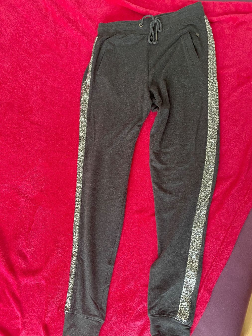 Only Pantaloni: Hose dunkelgrau ONLY Gr S – Usato da Schönenberg ZH venduto da Pfupfli1