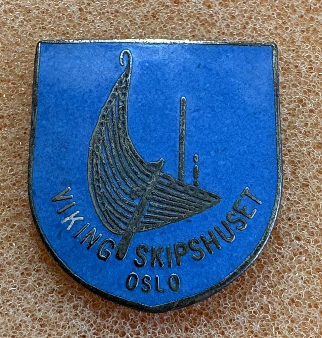 Placchette & Badge: Pin Anstecker Viking Shipshuset Oslo – Usato da Basel venduto da adl_6y8g