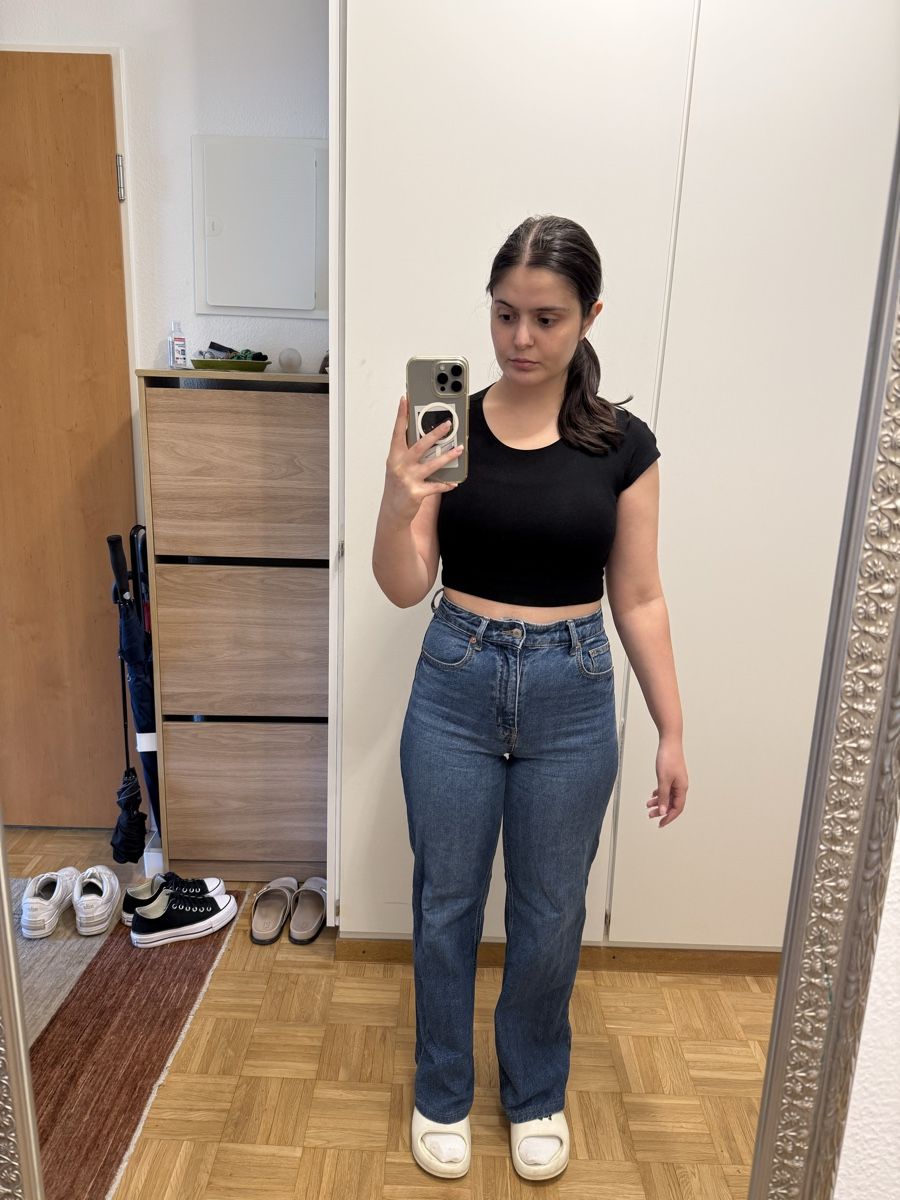 H&M Jeans: Jean bleu taille haute – Usato da Le Grand-Saconnex venduto da annaharutyun