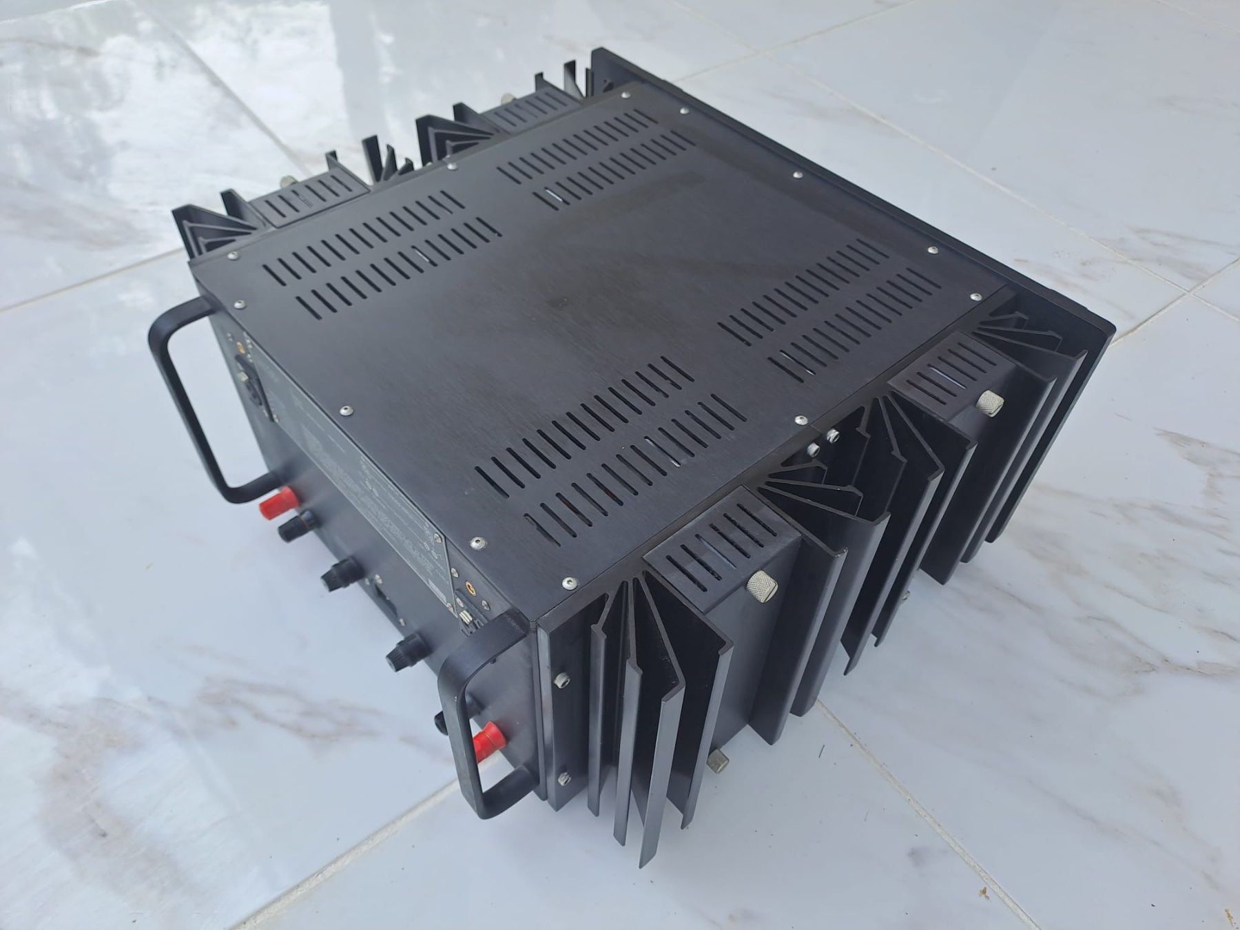 Mark Levinson Amplificatori: Mark Levinson No 23 – Usato da La Neuveville venduto da austinpowers70 2