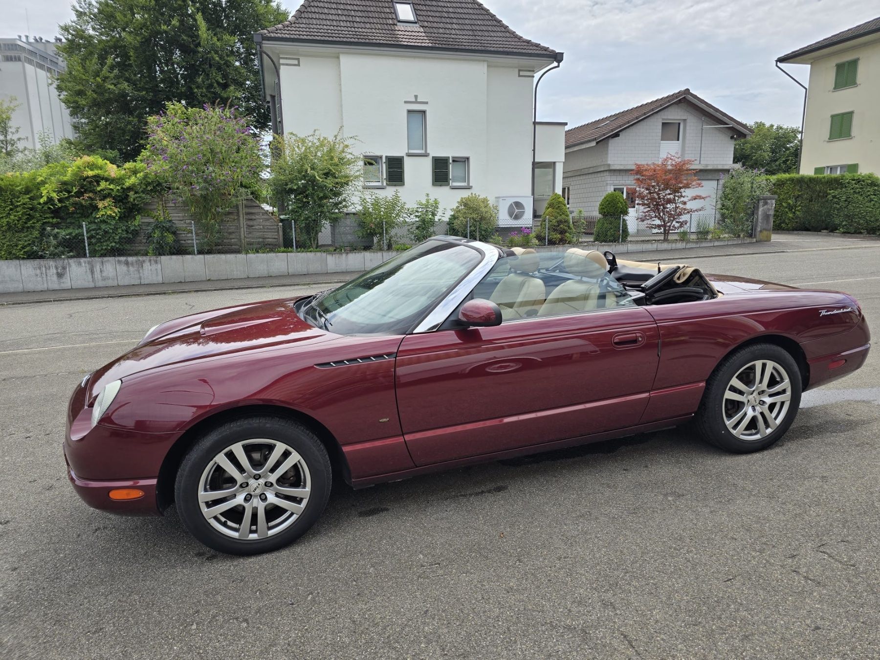 Ford (Usa) Automobili: Ford Thunderbird – Usato da Herzogenbuchsee venduto da MicheleLoeser
