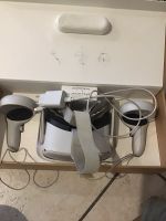 Meta Quest 2 VR Brille mit Controllern