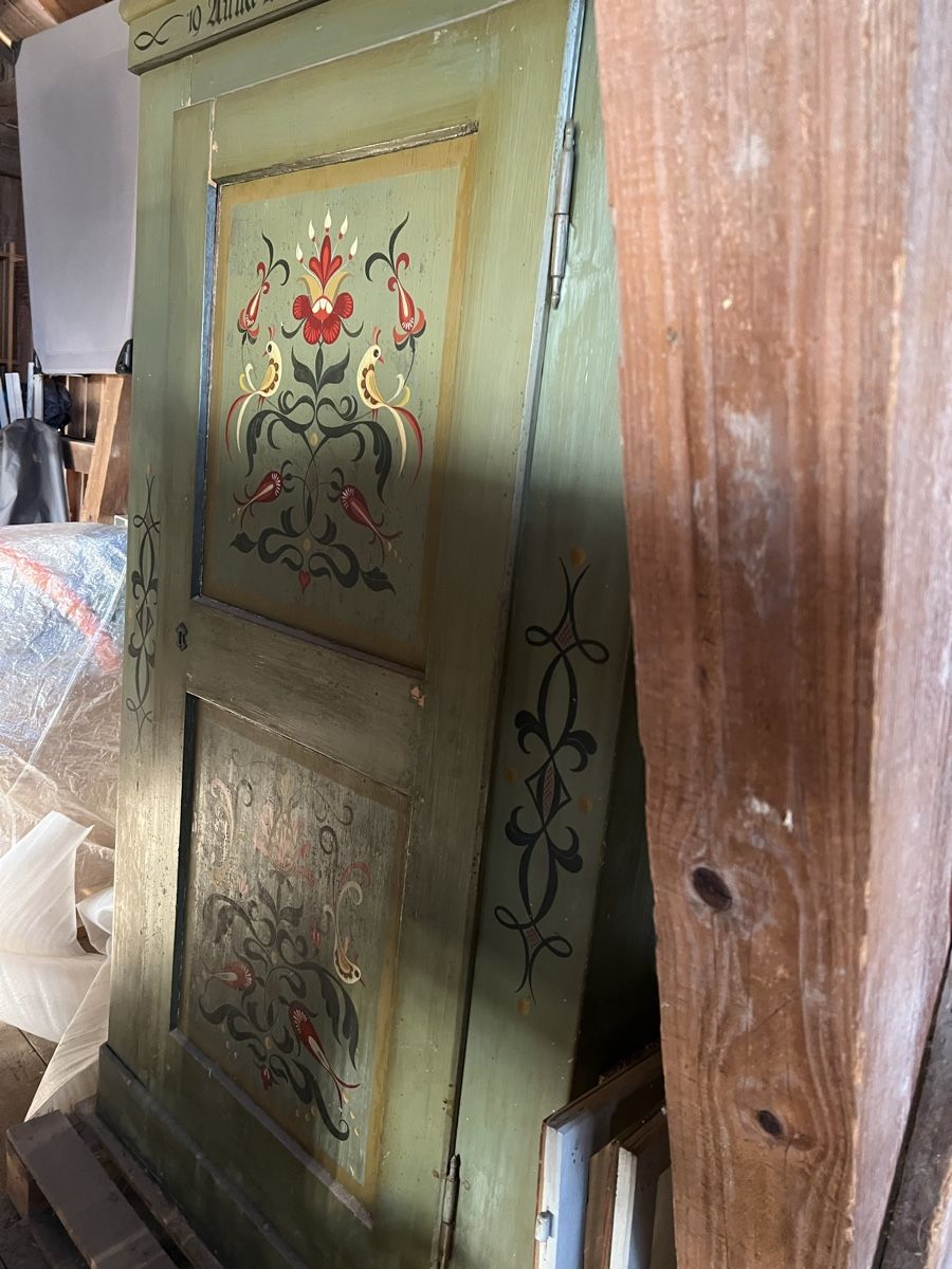 Armadi: Antiker Schrank – Usato da Arboldswil venduto da Floehmi66 1