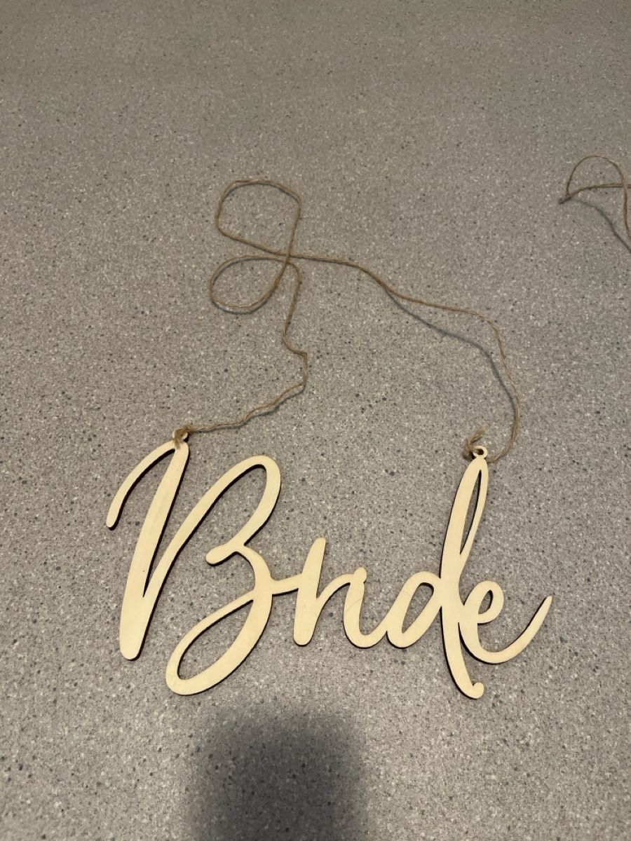 Tutte le decorazioni: "Bride" & "Groom" Holzschilder - Perfekt für Hochzeit! – Usato da Zürich venduto da Bora_0506 2