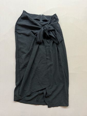 Jupe noire avec fente taille M bon état
