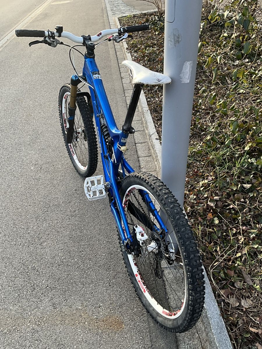 Velos: INTENSE UZZI VPP – Gebraucht aus Zürich von thovala 9