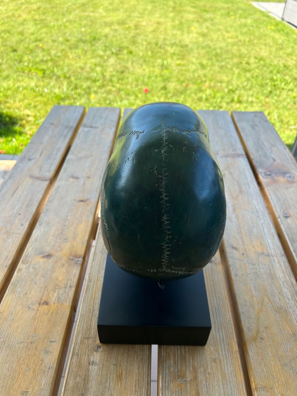Statuette: Crâne et bec d’oiseau en laiton – Usato da yvonand venduto da Gallegon 2