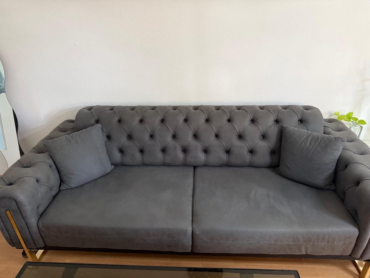 Divani: Ausziehbare Chesterfield Sofa – Nuovo (secondo la descrizione) da Zürich venduto da jaz_7njy 1
