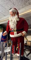 XXL Weihnachtsmann lebensgross
