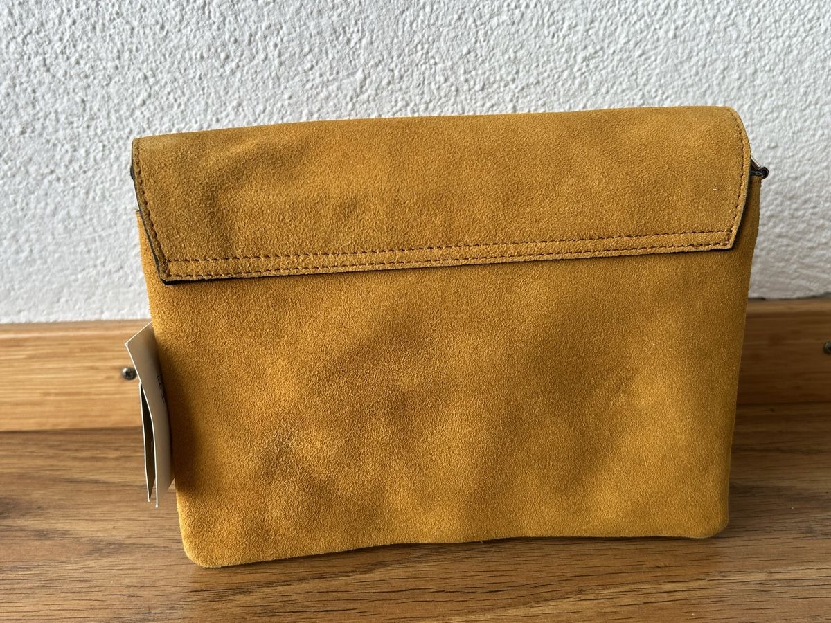 Taschen für Damen: Echt Leder Handtasche – Neu und originalverpackt aus Frauenfeld von berk39 1