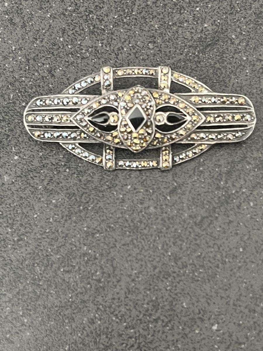 Spille & Fermagli: Spilla Art deco’ in argento con Marcassit  – Usato da Locarno venduto da cichita