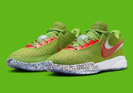 Nike LeBron James 20 - Christmas Grinch Limited Edition