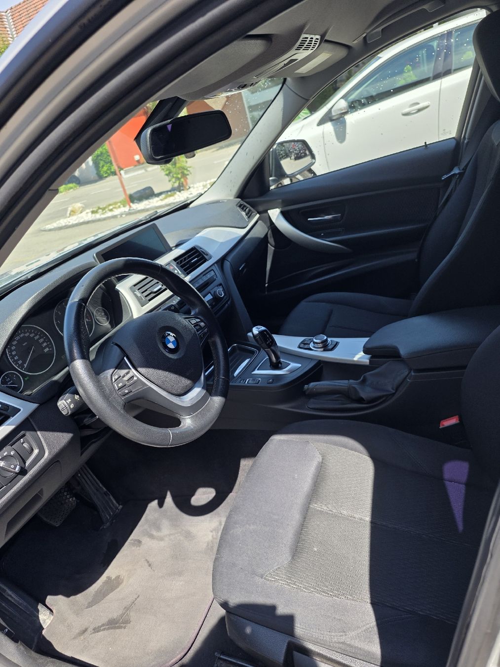 BMW Automobili: BMW 320d, MFK 06.2025 – Usato da Wiedlisbach venduto da AndjelinaiZoran 6