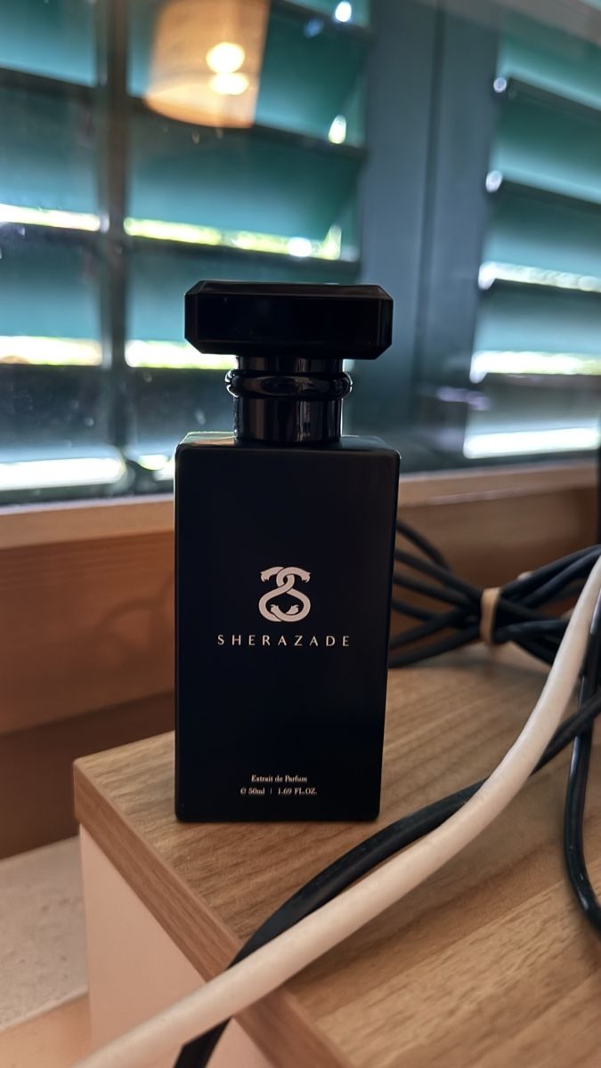Profumi & Eau de Toilette: Sherazade Satin Mood essence – Usato da winikon venduto da lfisch04