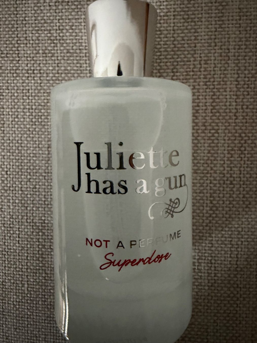 Profumi & Eau de Toilette: Neuwertiges Not A Perfume Superdose Eau de Parfum, 100 ml – Nuovo (secondo la descrizione) da Schaffhausen venduto da sigsag 1