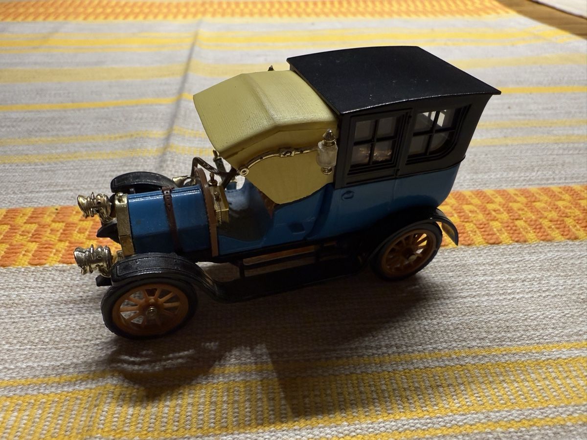 Rio Modellini d'auto: Collection voitures miniatures RIO – Usato da Montreux venduto da kingfisherbeach 5