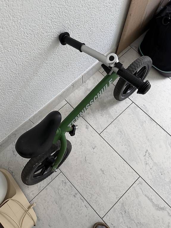 Biciclette: Kinder-Velo (neu Lackiert) – Usato da Horgen venduto da Jaromir6 1