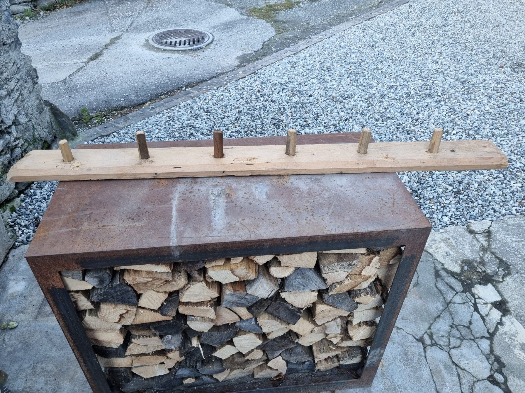 Guardaroba: Rustikale Garderobe/Kleiderstange oder anderes handgefertigt – Usato da Fürstenaubruck venduto da PizBeverin2018 4