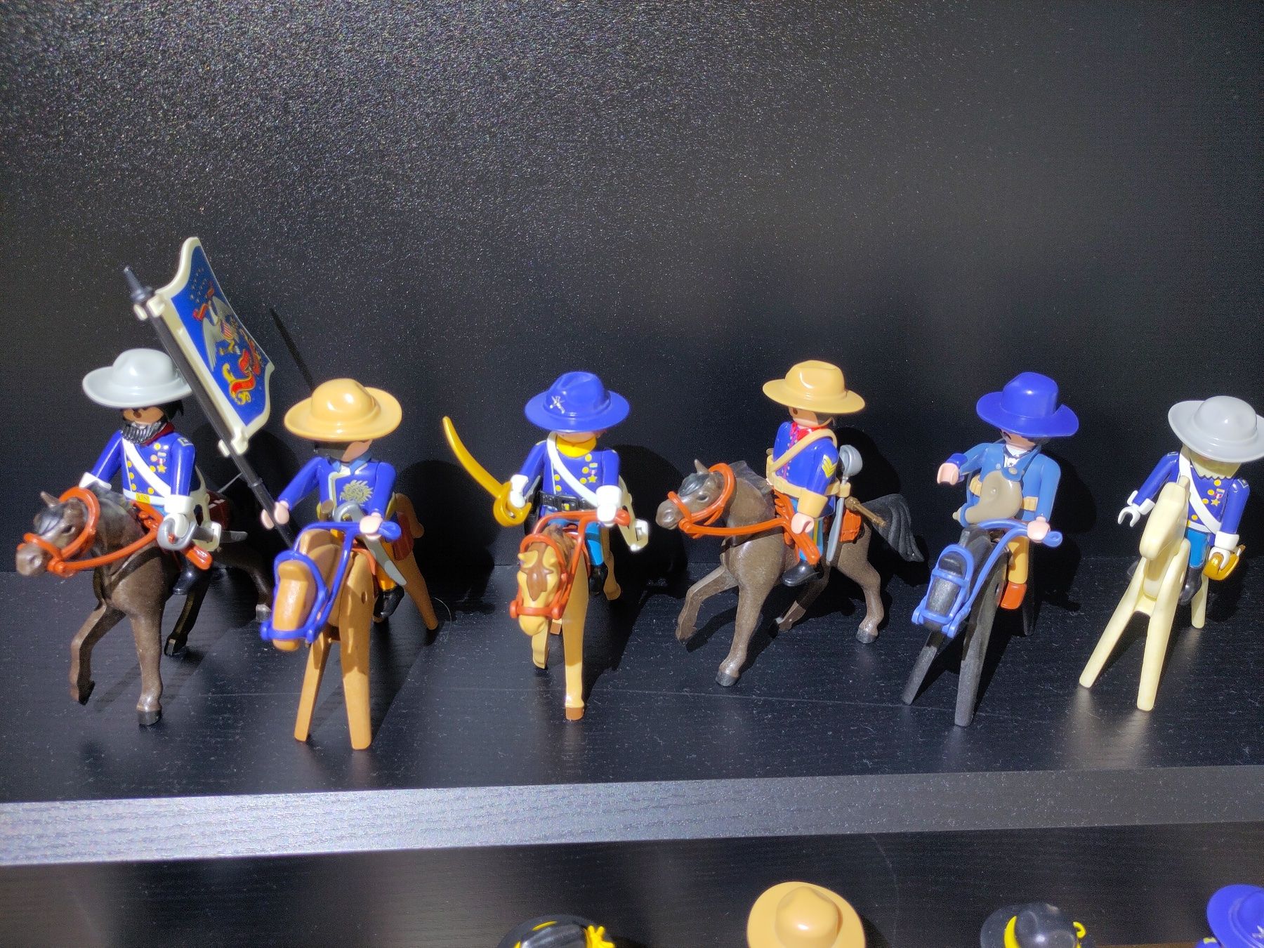 Playmobil Spielzeuge: Fort Brave et soldats playmobils avec bâtiments – Gebraucht aus Delémont von MLim 2