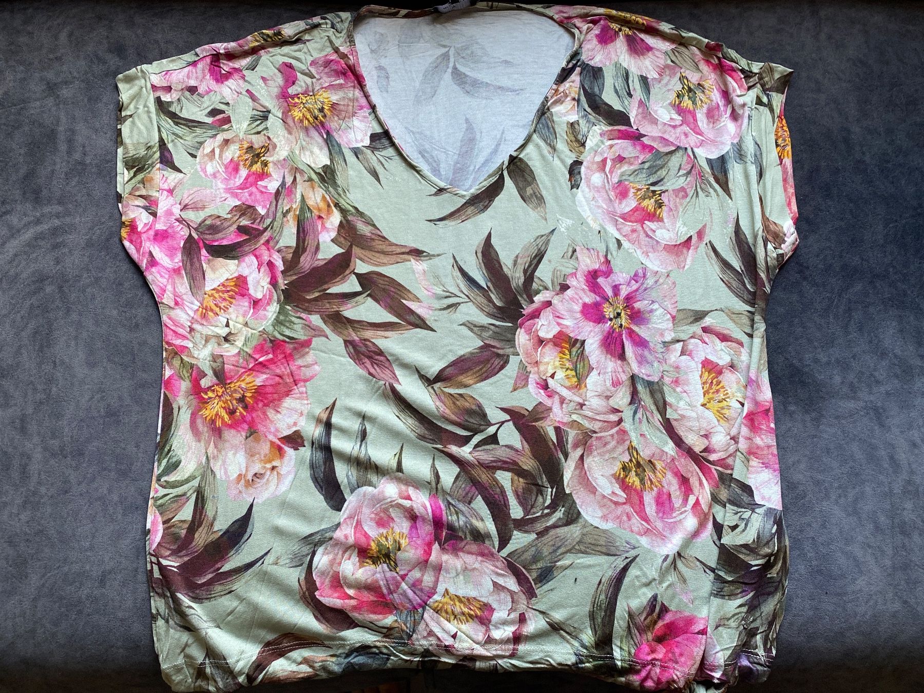 Monari T-shirts: Monari Shirt 42 – D'occasion à Bleienbach par Dbeno