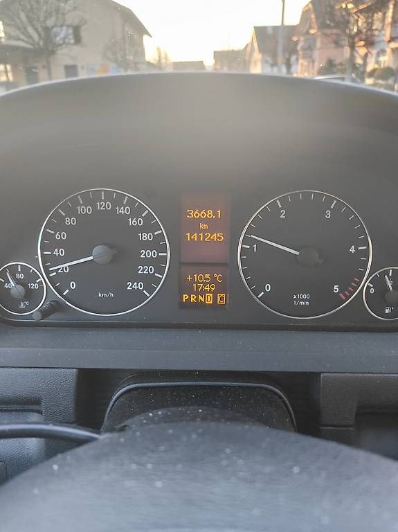 Automobili: Mercedes A200 Diesl AUTOMAT – Usato da Sempach-Station venduto da duhanajnoli 3