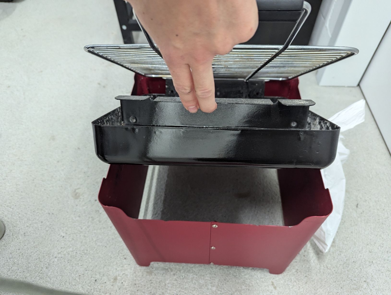 Griglie: Petit barbecue de balcon d'occasion – Usato da Zürich venduto da lad_6j8s 4
