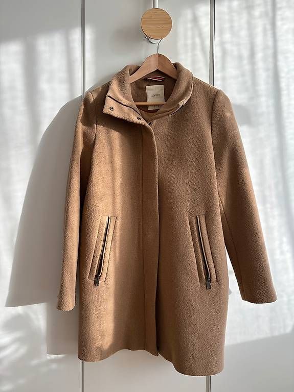 Esprit Cappotti: Gerader Mantel aus Wollmix – Usato da Niederrohrdorf venduto da Madoqua
