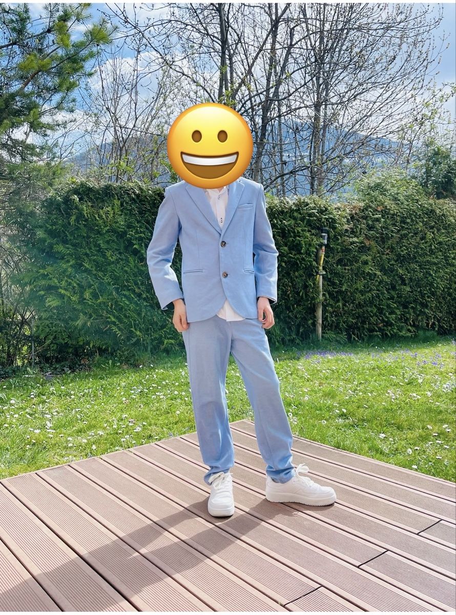 We Completi: Anzug, WE, Blazer 134/140, Hose 146 – Usato da Sierre venduto da Bobilein