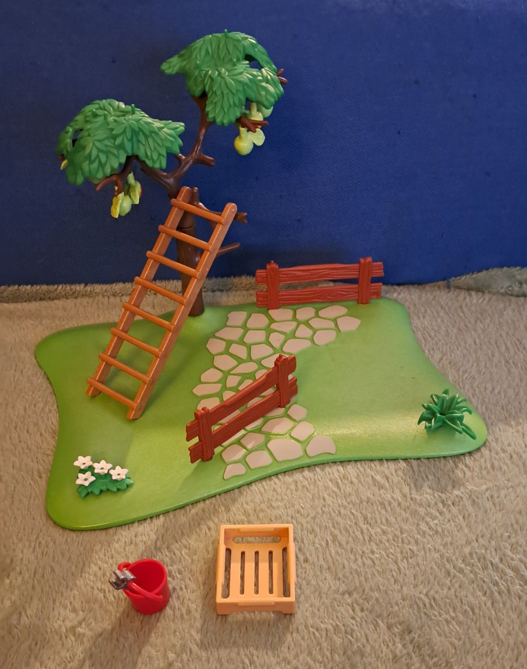 Statuette: Playmobil Apfelernte – Usato da Breitenbach venduto da Lucky0518