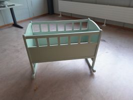 Handgemachte Babywiege