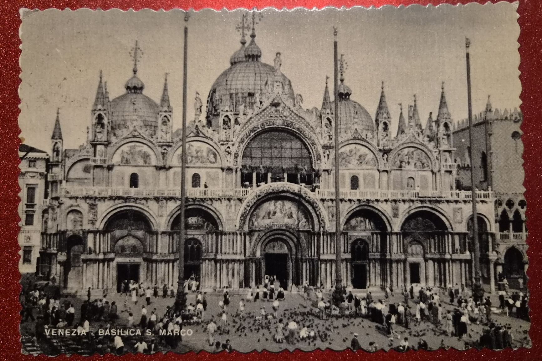 Cartoline postali: Venedig Markusbasilika 1947 – Usato da Melchnau venduto da Arthurius