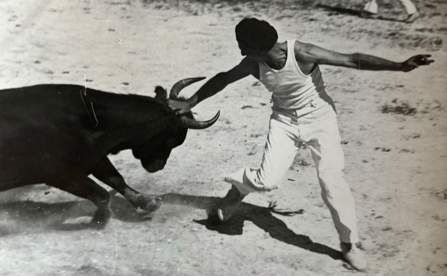 Ansichtskarten: Stierkampf - Echtfoto Photo George Arles – Gebraucht aus Frauenfeld von Merk52