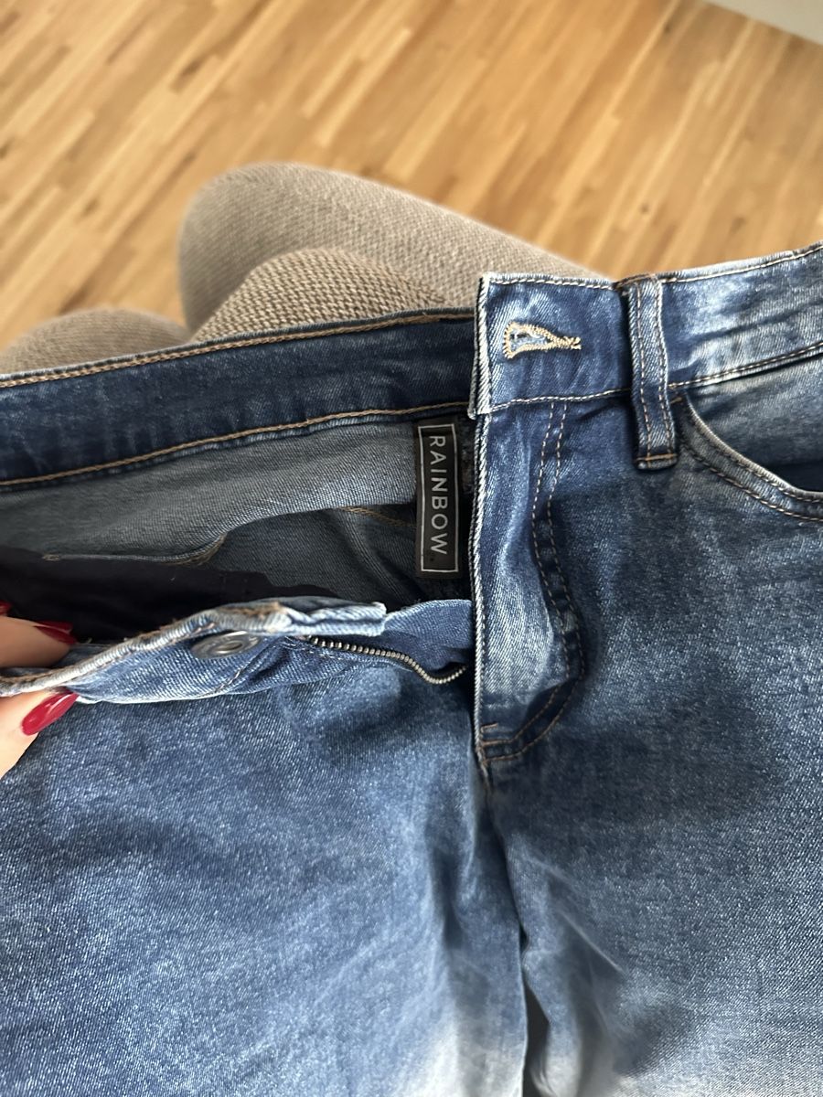 Jeans: Rainbow Jeans mit Sternen – Neu (gemäss Beschreibung) aus Dübendorf von Magis_Stuff 1