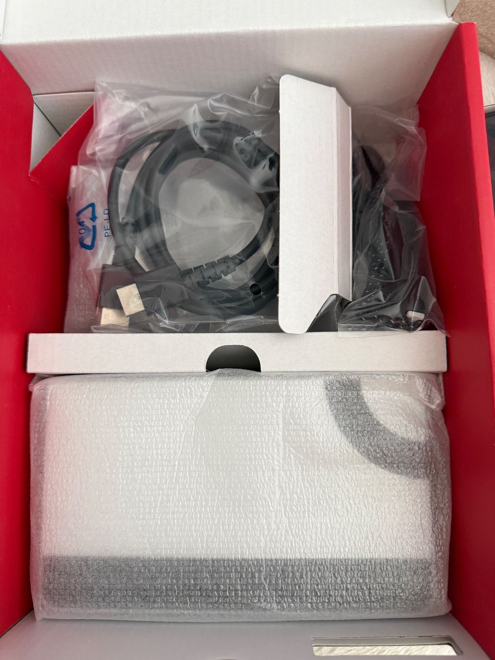 Nintendo Konsolen: Nintendo SWITCH OLED Model mit Tasche + Schutzfolie – Neu (gemäss Beschreibung) aus Stansstad von Schnupperfuchs 2
